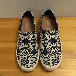 EUC Toms Avalon Women's 9 Black, White & Blue